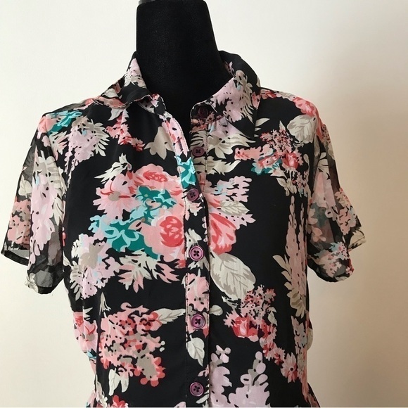 Bog Band of Gypsies floral short sleeved summer dress. Size medium. - Picture 4 of 11